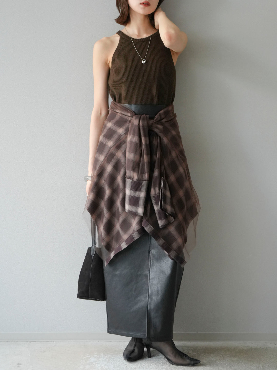 [予約]フェイクレザーフロントスリットスカート/ブラック