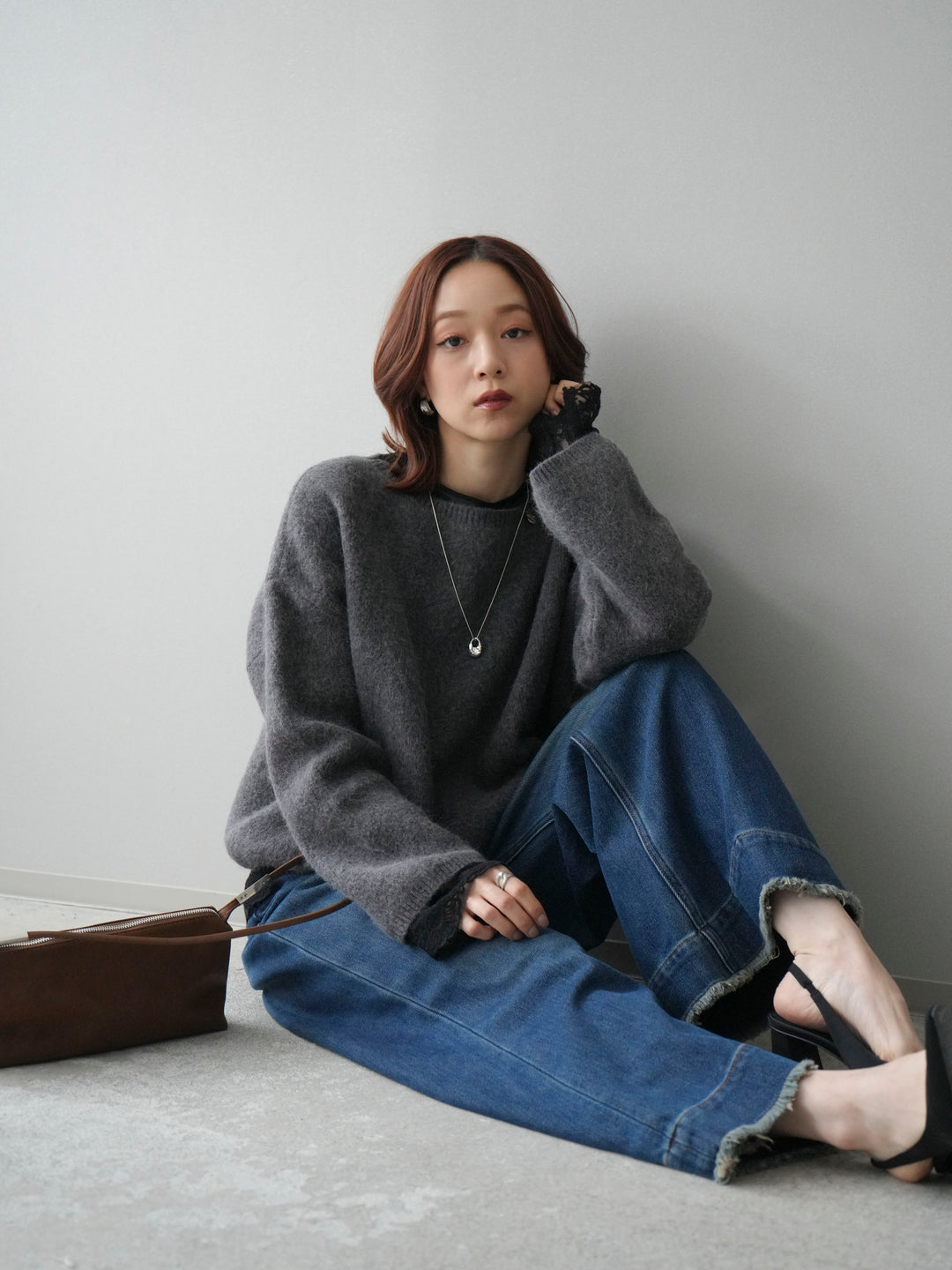 [予約]アンゴラタッチボートネッククロップドプルオーバー/charcoal