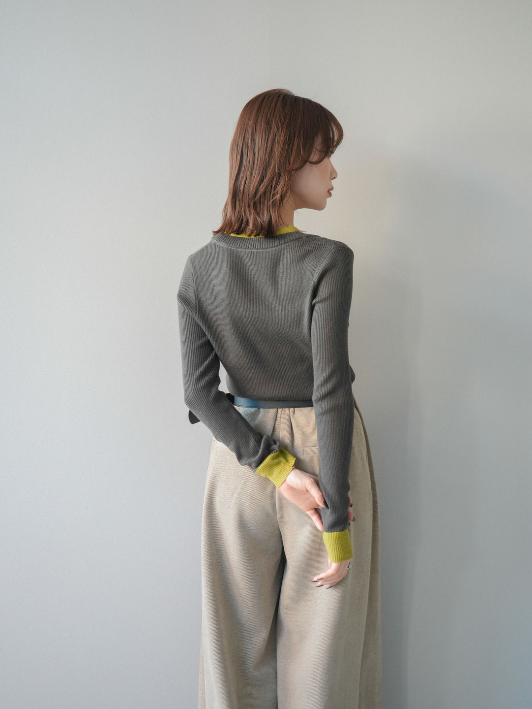 [SET]Uネック配色レイヤードリブニットトップス+Uネック配色レイヤードリブニットトップス(2set)