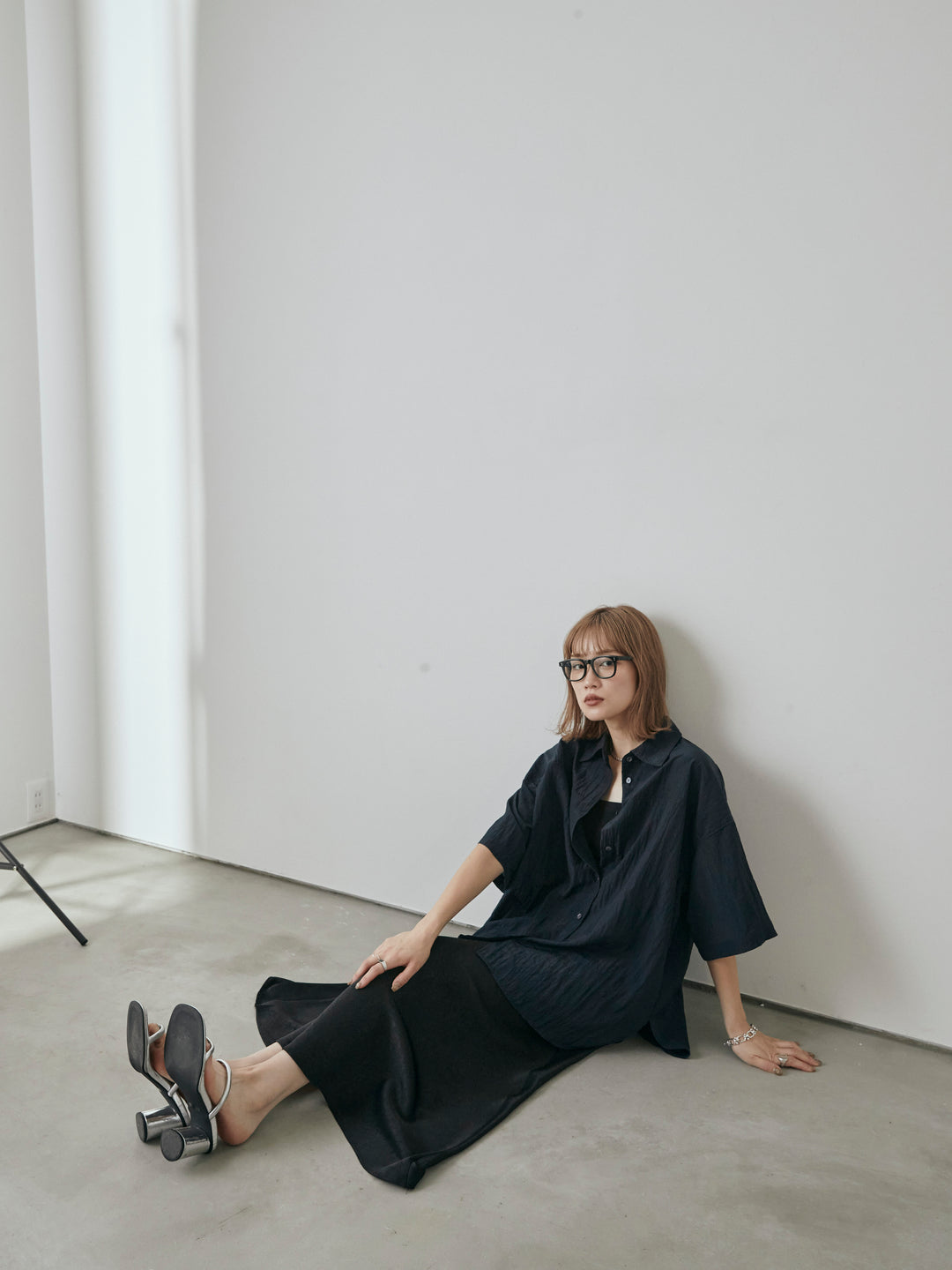 【預購】緞面水洗窄裙/黑色