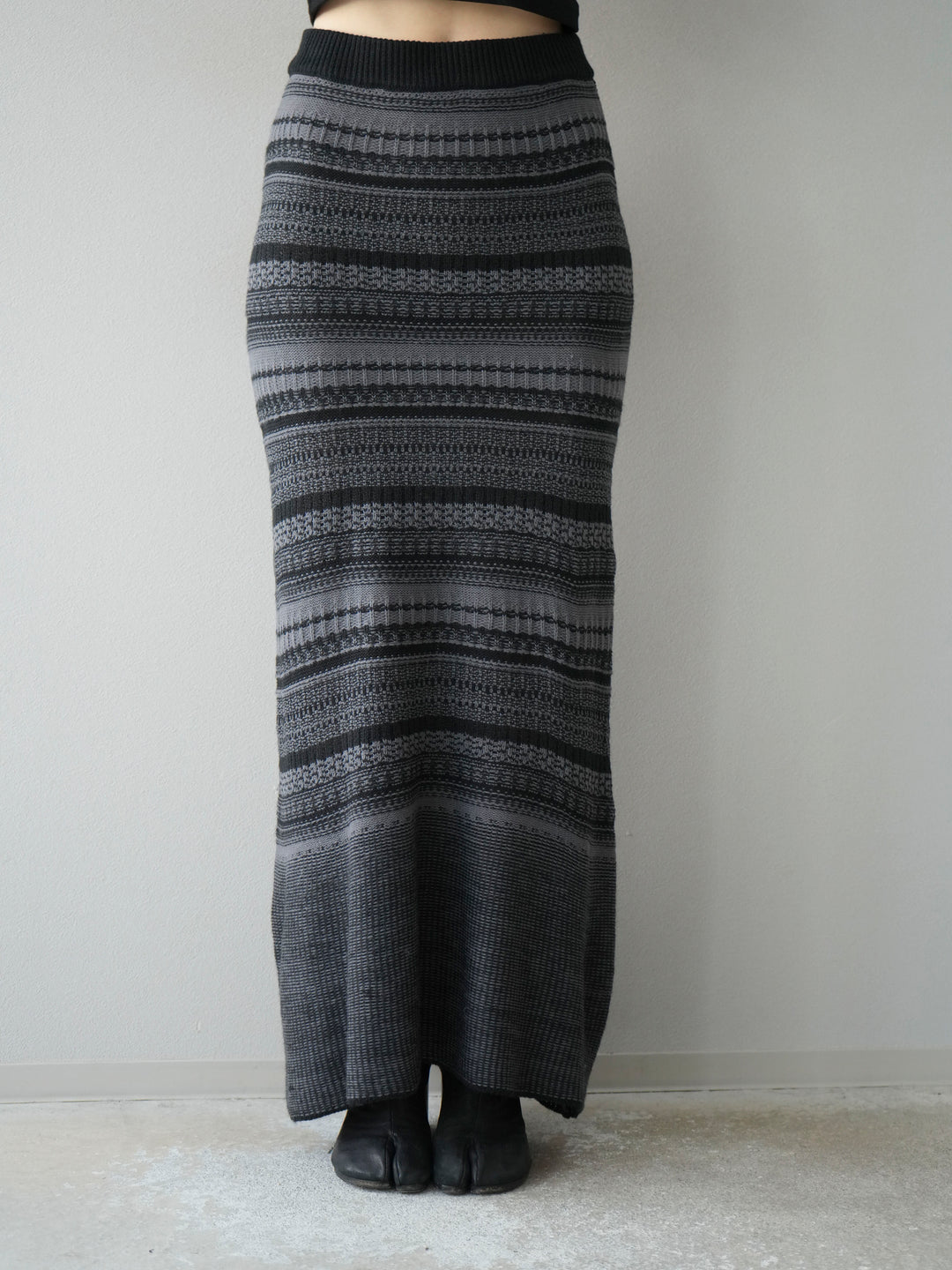 [予約]ガーター編みニットロングスカート/グレー×ブラック