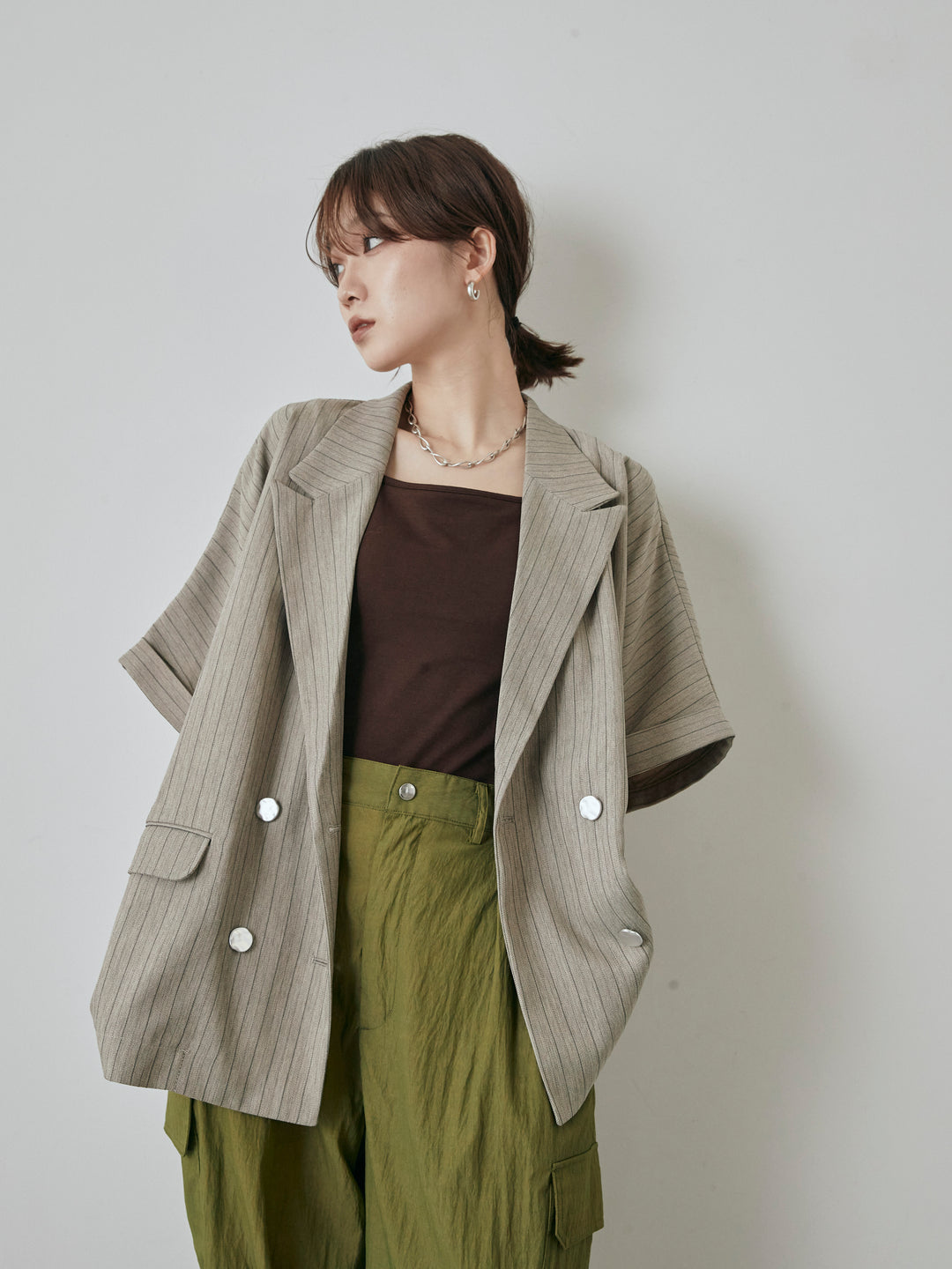 [予約]バックオーガンジーヘリンボーンストライプハーフジャケット/グレージュ