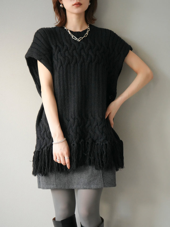 [予約]ケーブルニットフリンジベスト/ブラック
