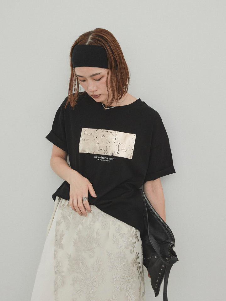 [SET] 燙金印花乾爽棉質TEE​​ + 寬鬆窄裙 + 薄紗提花裹身長裙 (3套)