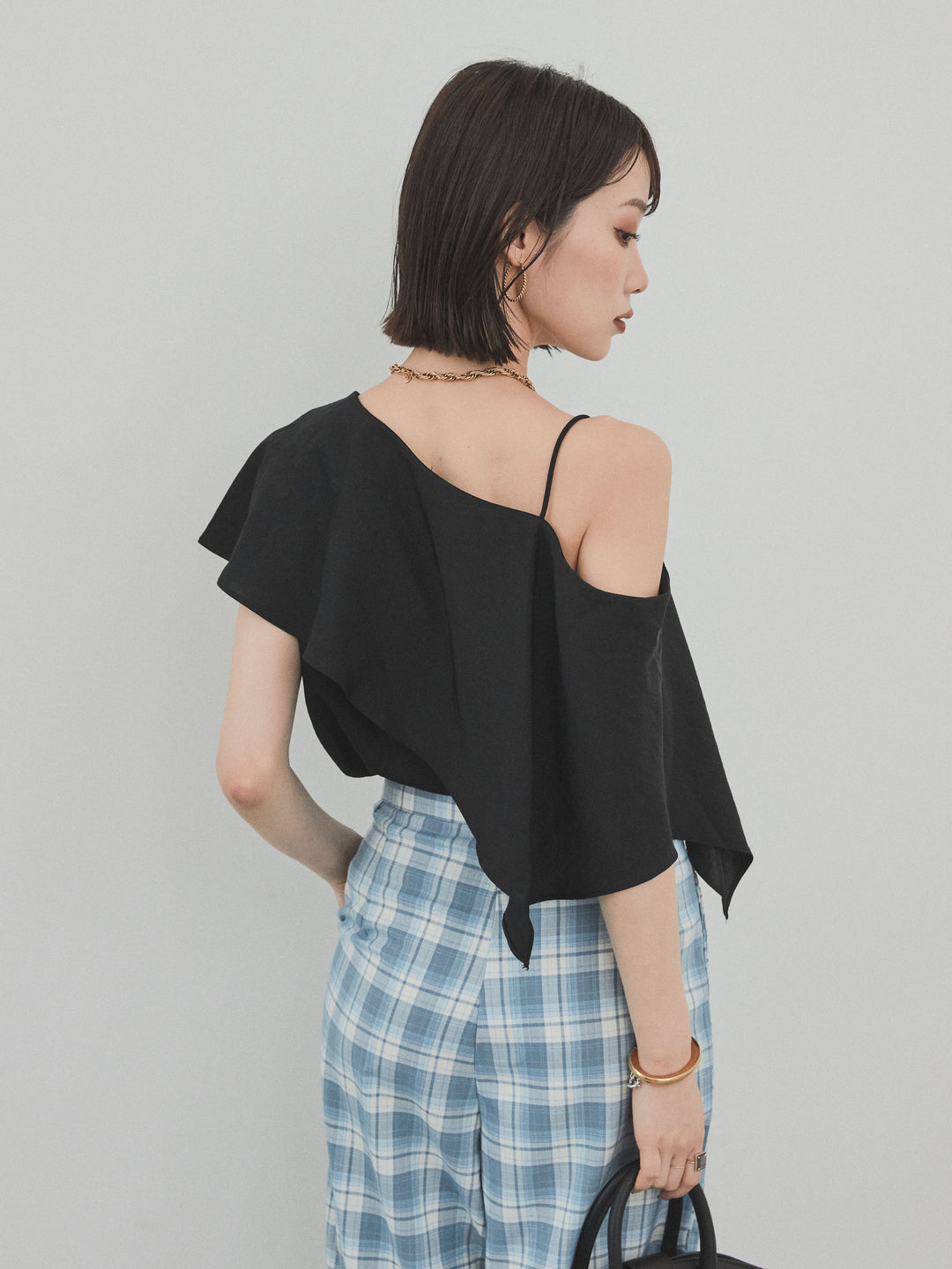 [SET] 單肩荷葉邊襯衫 + 單肩荷葉邊襯衫 (2件套)