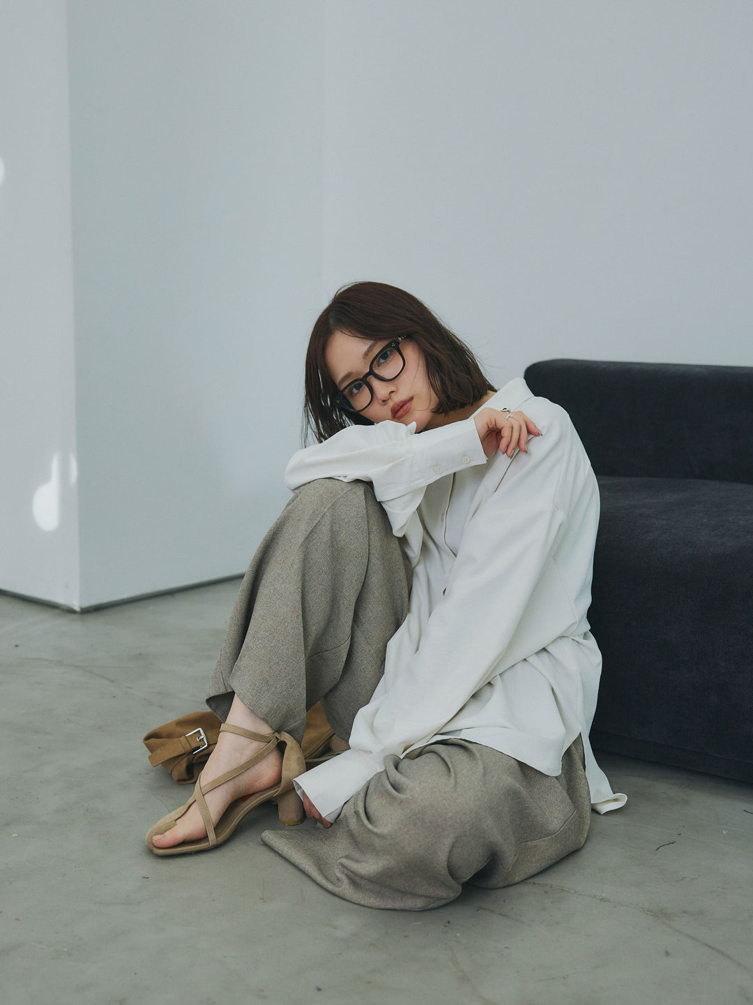 【Allure】[SET]合繊ウエストタックシャツ+杢調ライトストレートパンツ(2set)