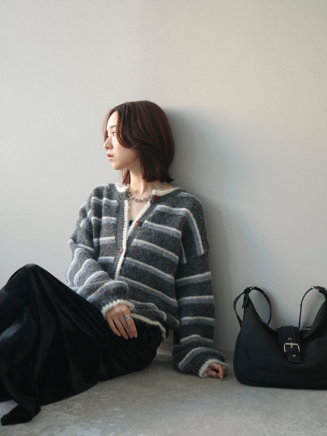 [SET]ウールタッチ配色ボーダーニットカーディガン+ギャザーベロアスカート(2set)