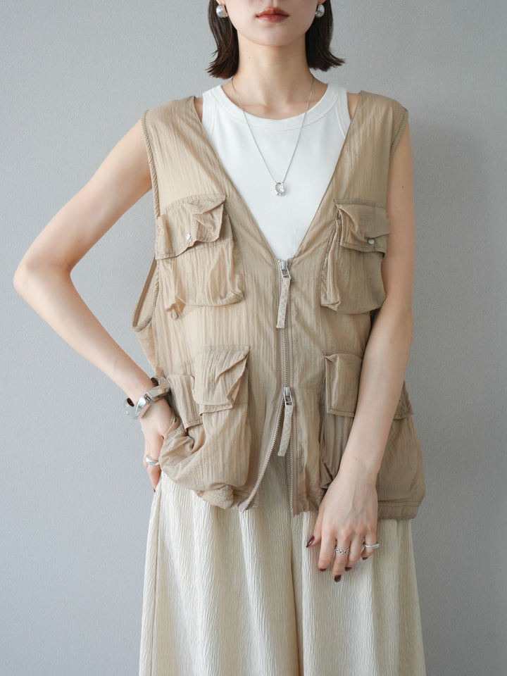 [預購] 尼龍大口袋透視背心/米色