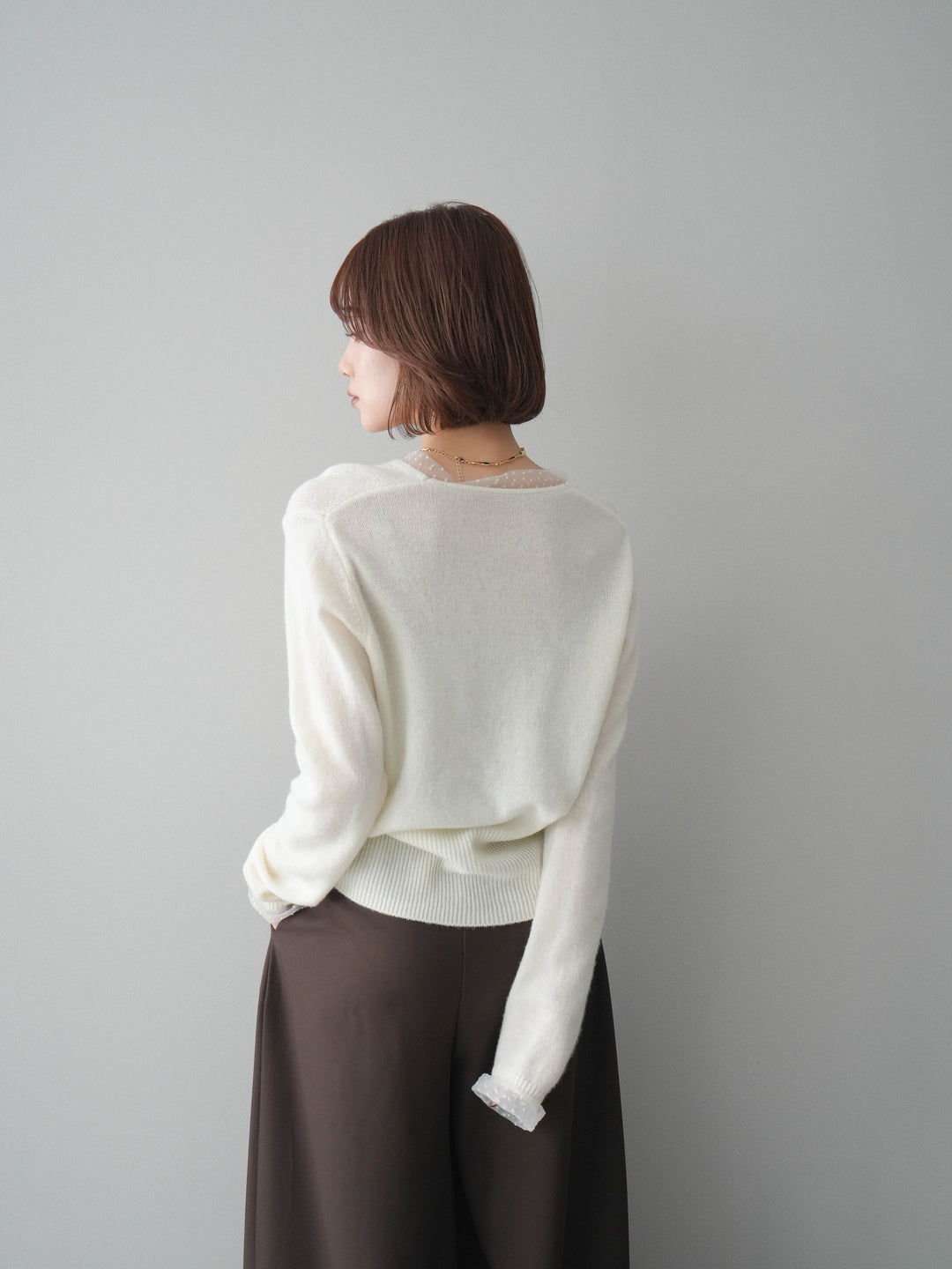 [SET]ドットチュールレイヤードボタンニットトップス+テープベルトタックバギーパンツ(2set)