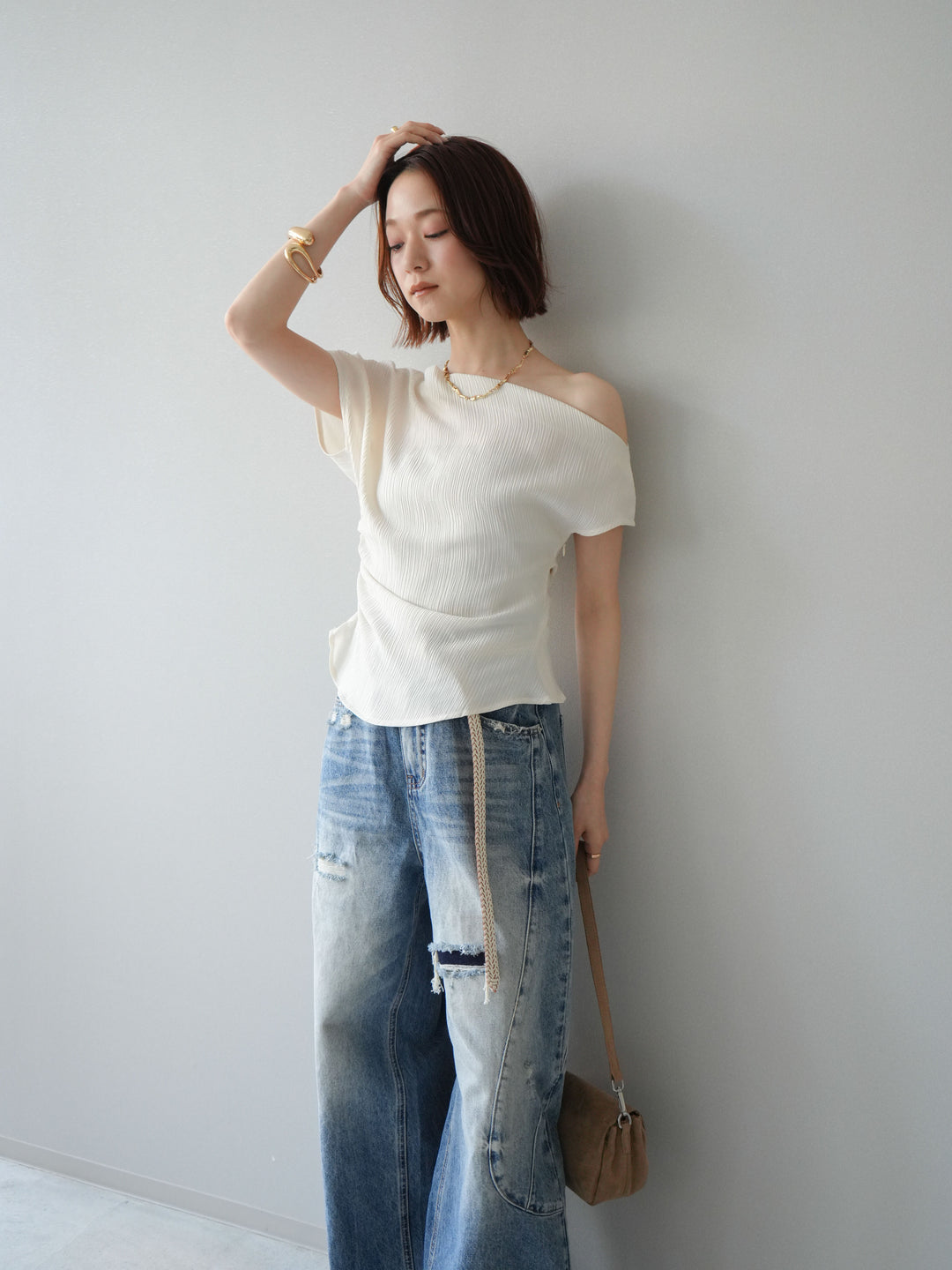[予約]クレープアシンメトリーギャザートップス/white