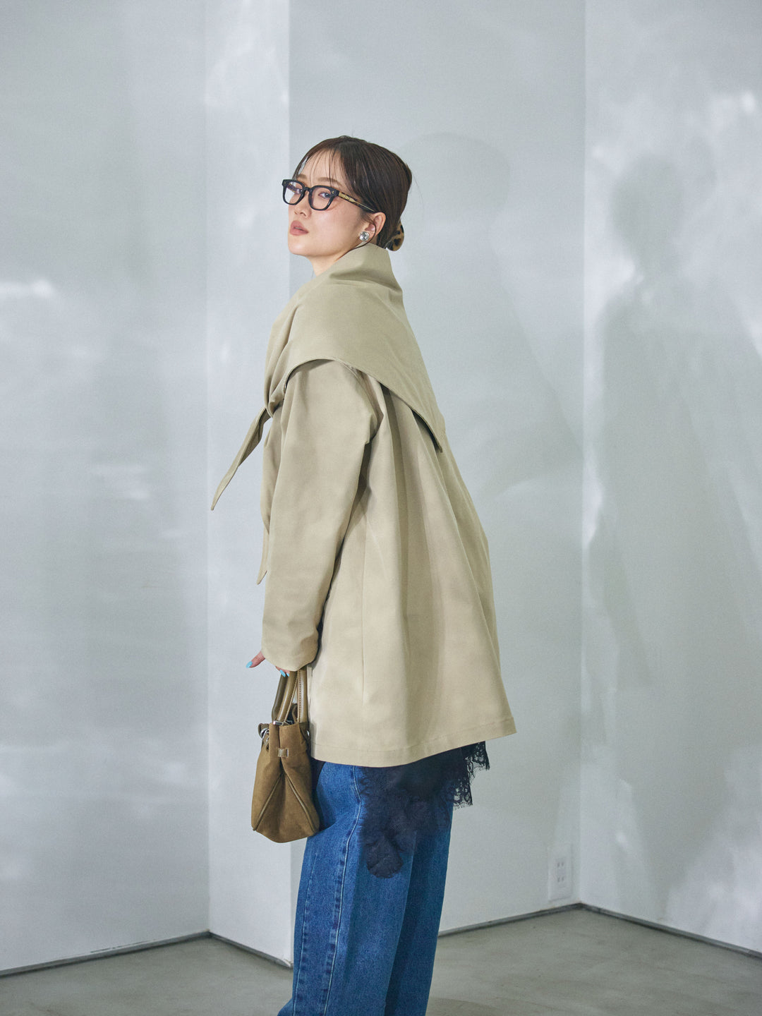 [予約]スカーフ付ステンカラーミディアムコート/beige