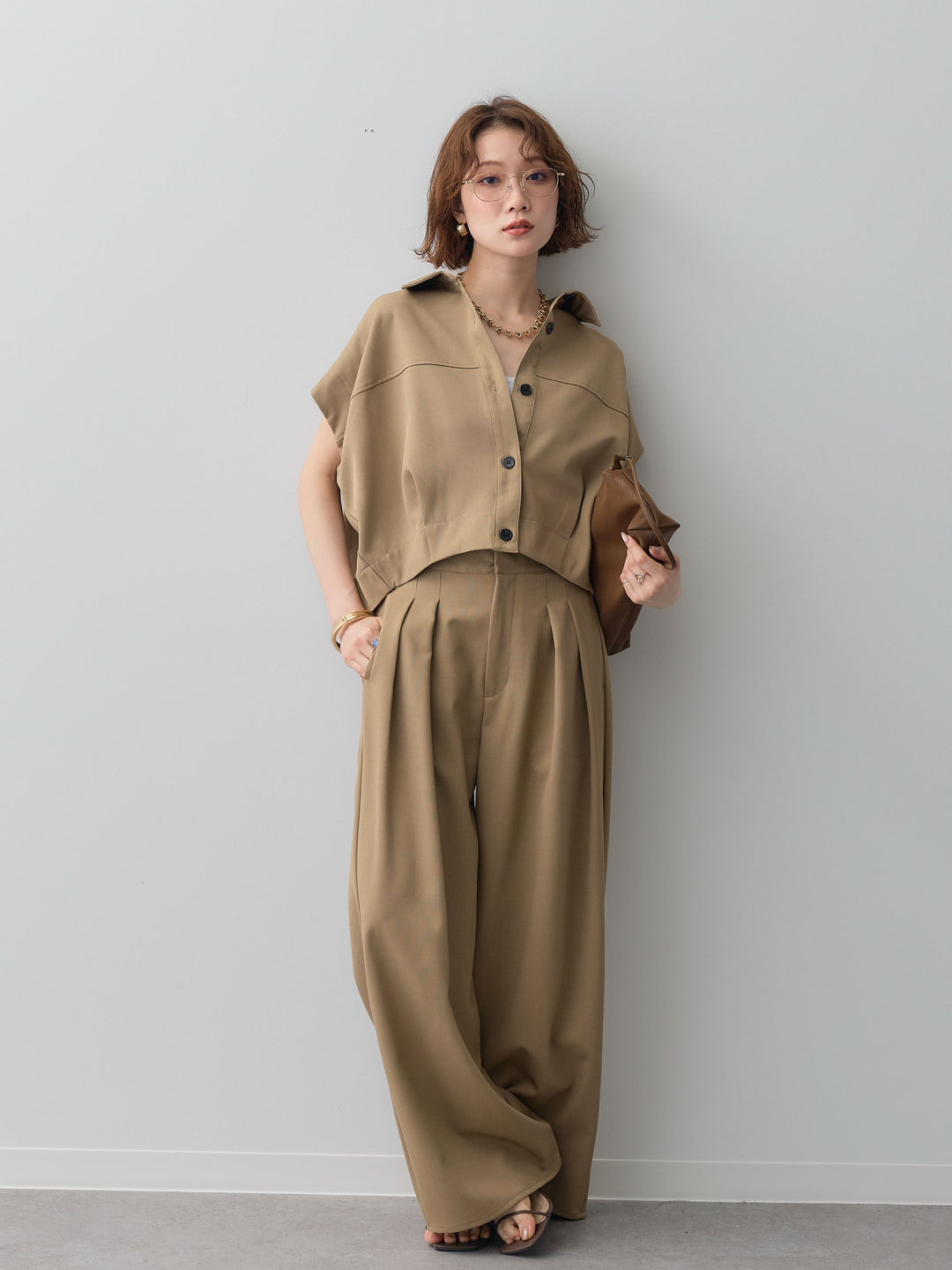 【套裝】縐綢燈籠無袖襯衫 + 縐綢闊腿褲（兩件套）