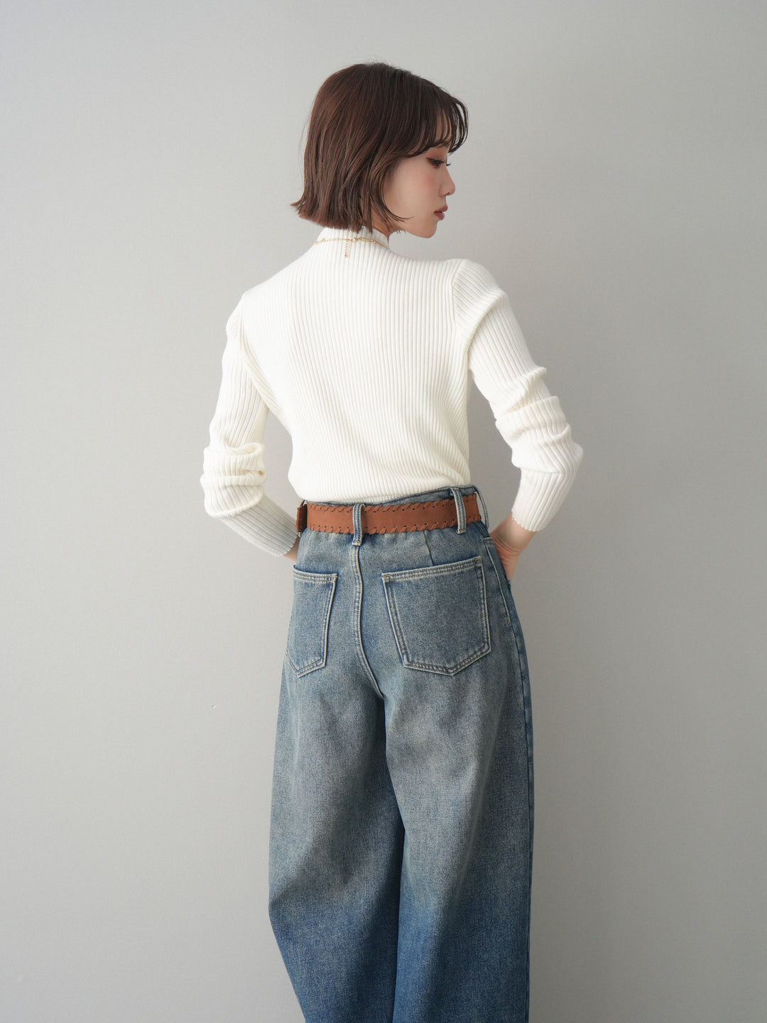 [SET]シアー切替スパンコールリブニットトップス+ベルト付ポケット刺繍カーブデニムパンツ(2set)