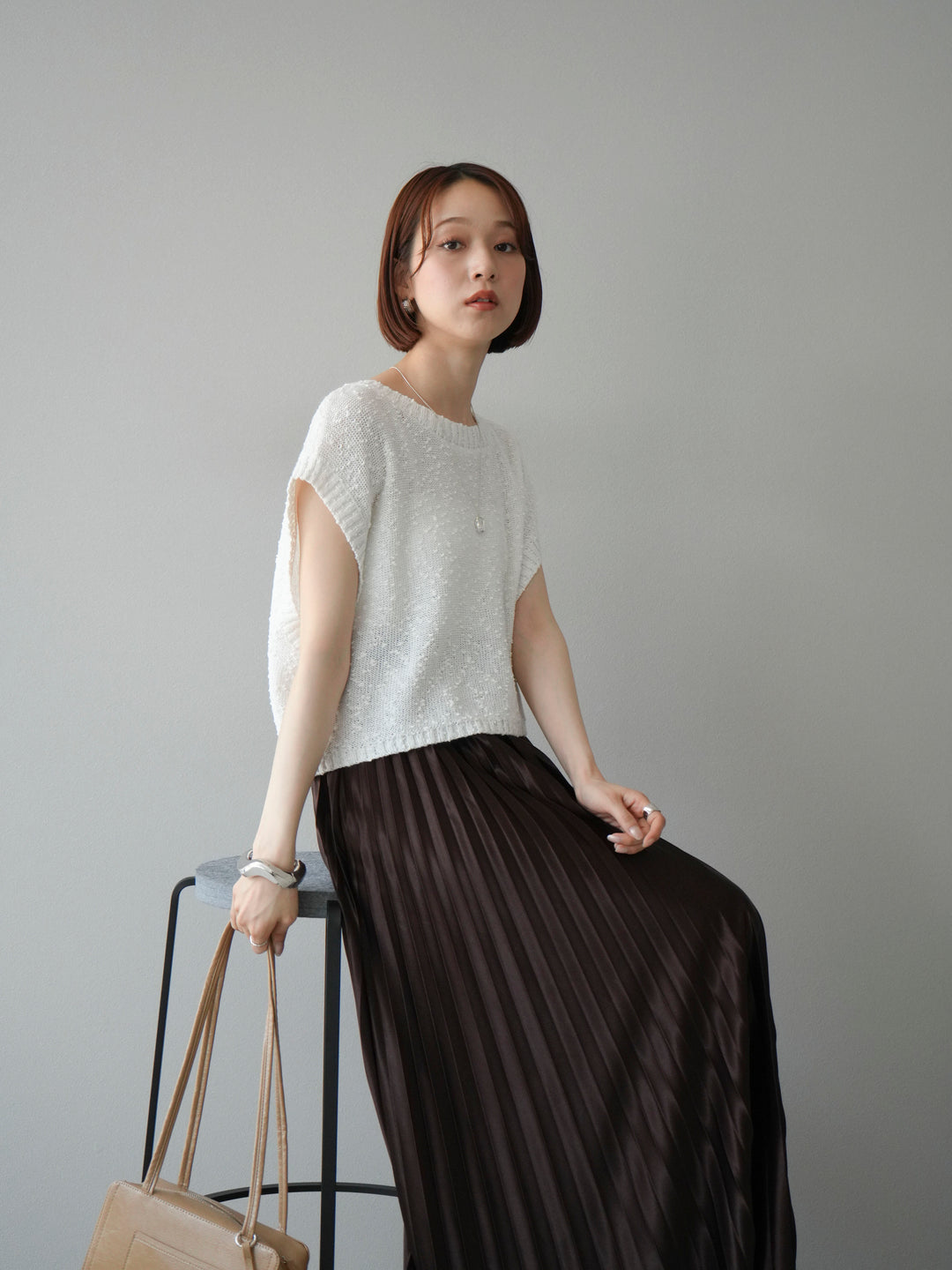 [SET]ネップヤーンクロップドニットベスト+サテンプリーツマキシスカート(2set)