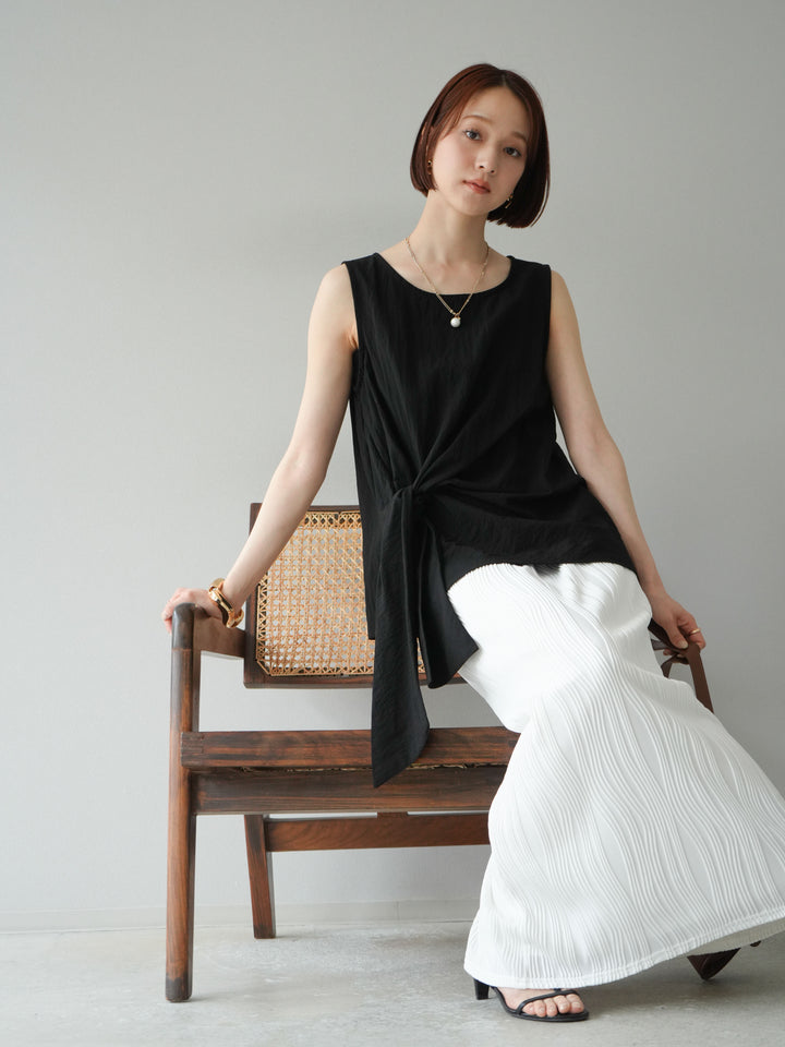 [SET] 前裹式無袖上衣+波浪滾邊緊身裙（2套）