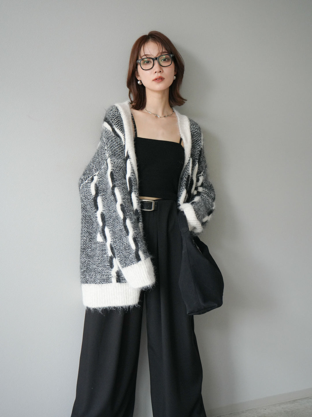 [SET]バイカラー編み込みデザインニットカーディガン+ベルトループデザインワイドパンツ(2set)