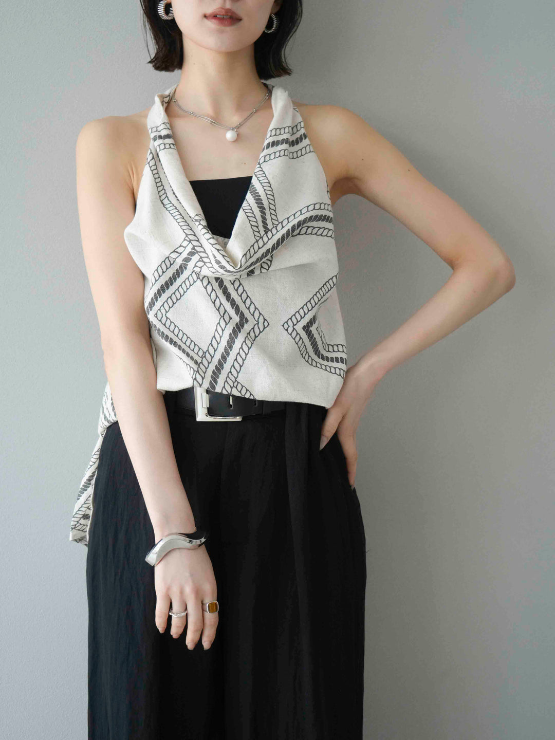 [予約]ロープ柄リネンタッチノースリブラウス/アイボリー