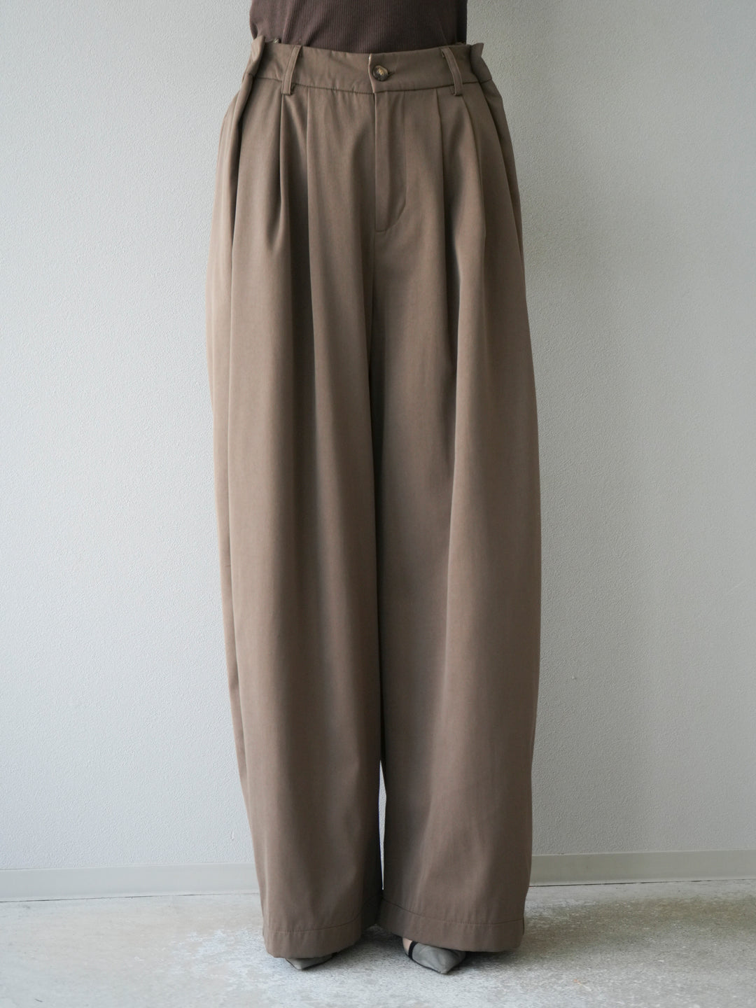 [予約]タックデザインワイドパンツ/ブラウン