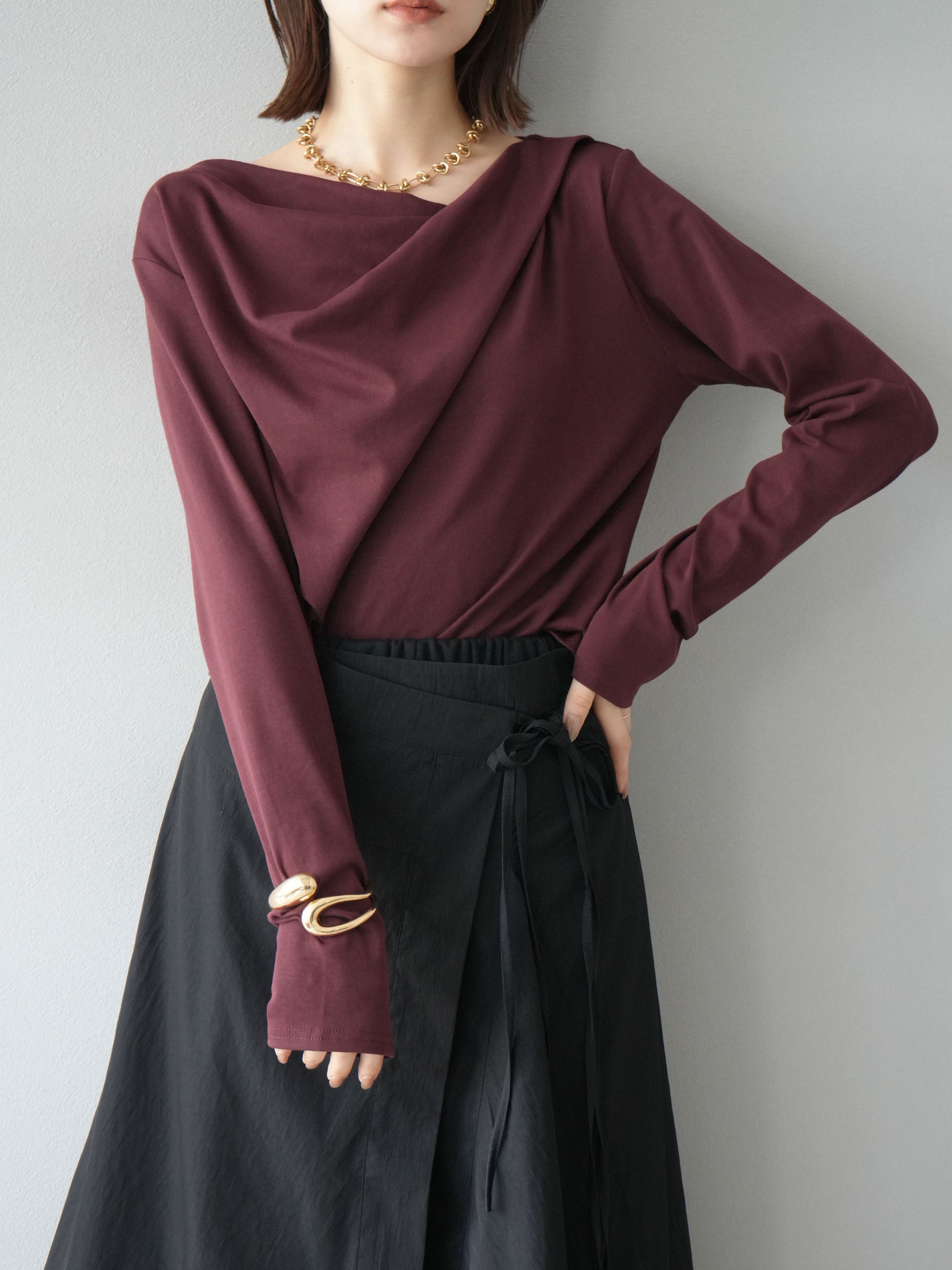 予約]ドレープデザインカットソー/ブラウン – Lumier