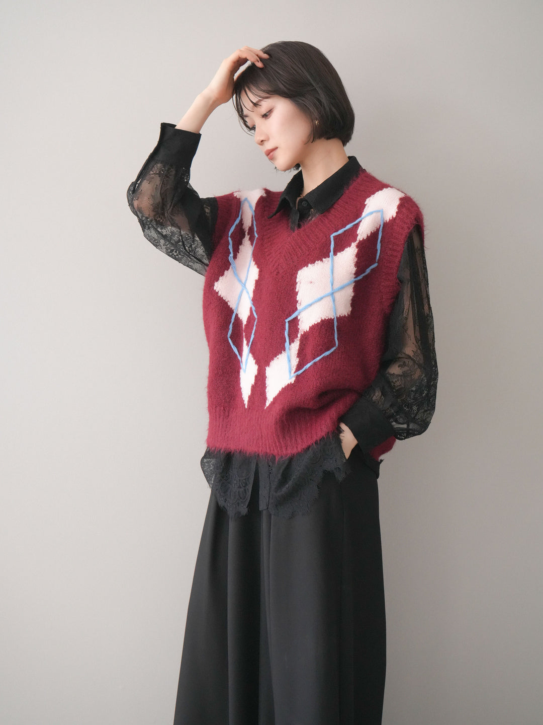 [SET]アーガイルVネックニットベスト+総レースボリュームスリーブシャツ(2set)