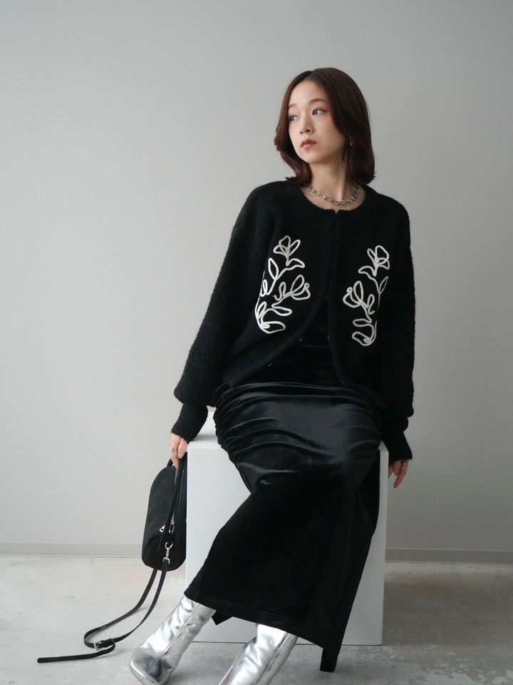 [SET]テープ刺繍ホック開きブークレニットカーディガン+選べるアクセセット(2set)