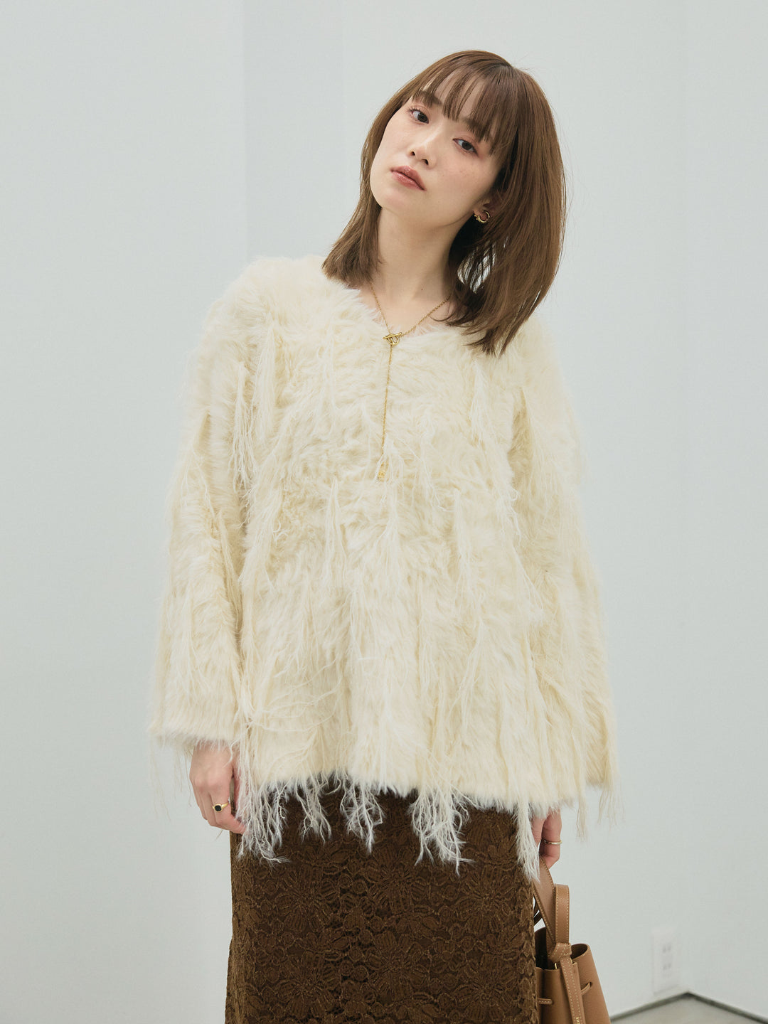[予約]フェザーフリンジシャギーニットプルオーバー/beige