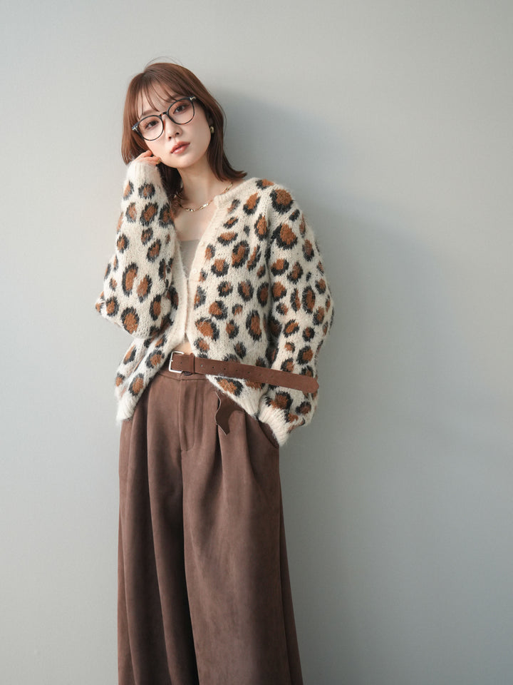 [SET]モヘアタッチレオパード柄ニットカーディガン+モチーフベルト付スエードタックワイドパンツ(2set)