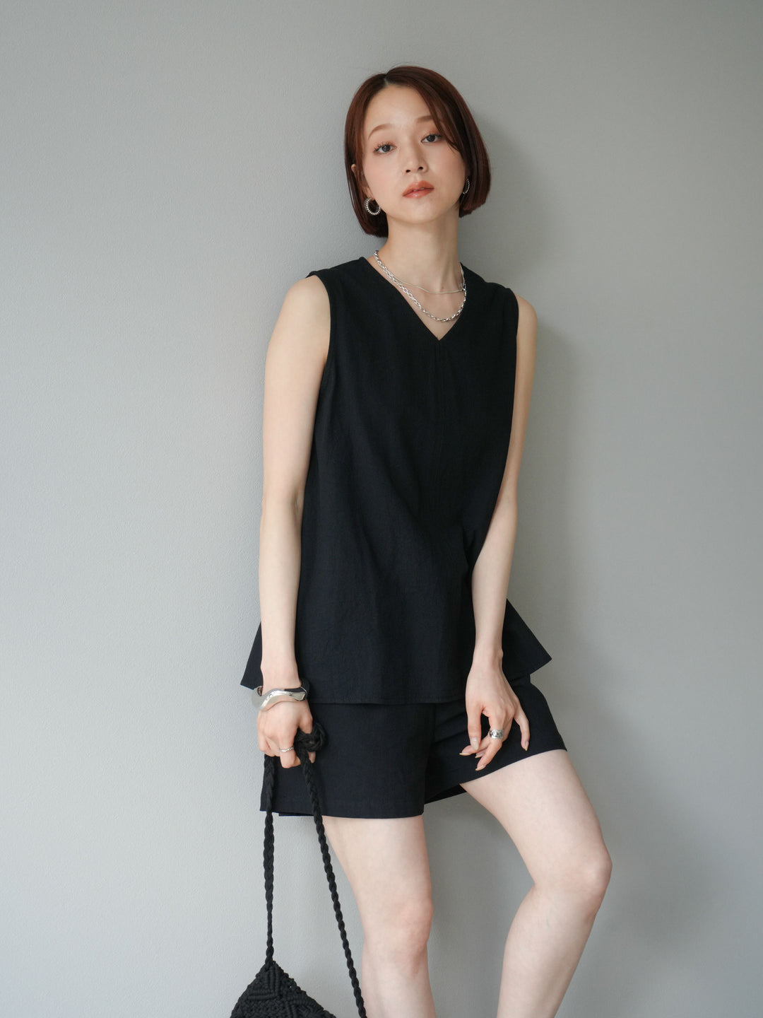 [套裝] 亞麻V領襯衫與短褲套裝（2套）