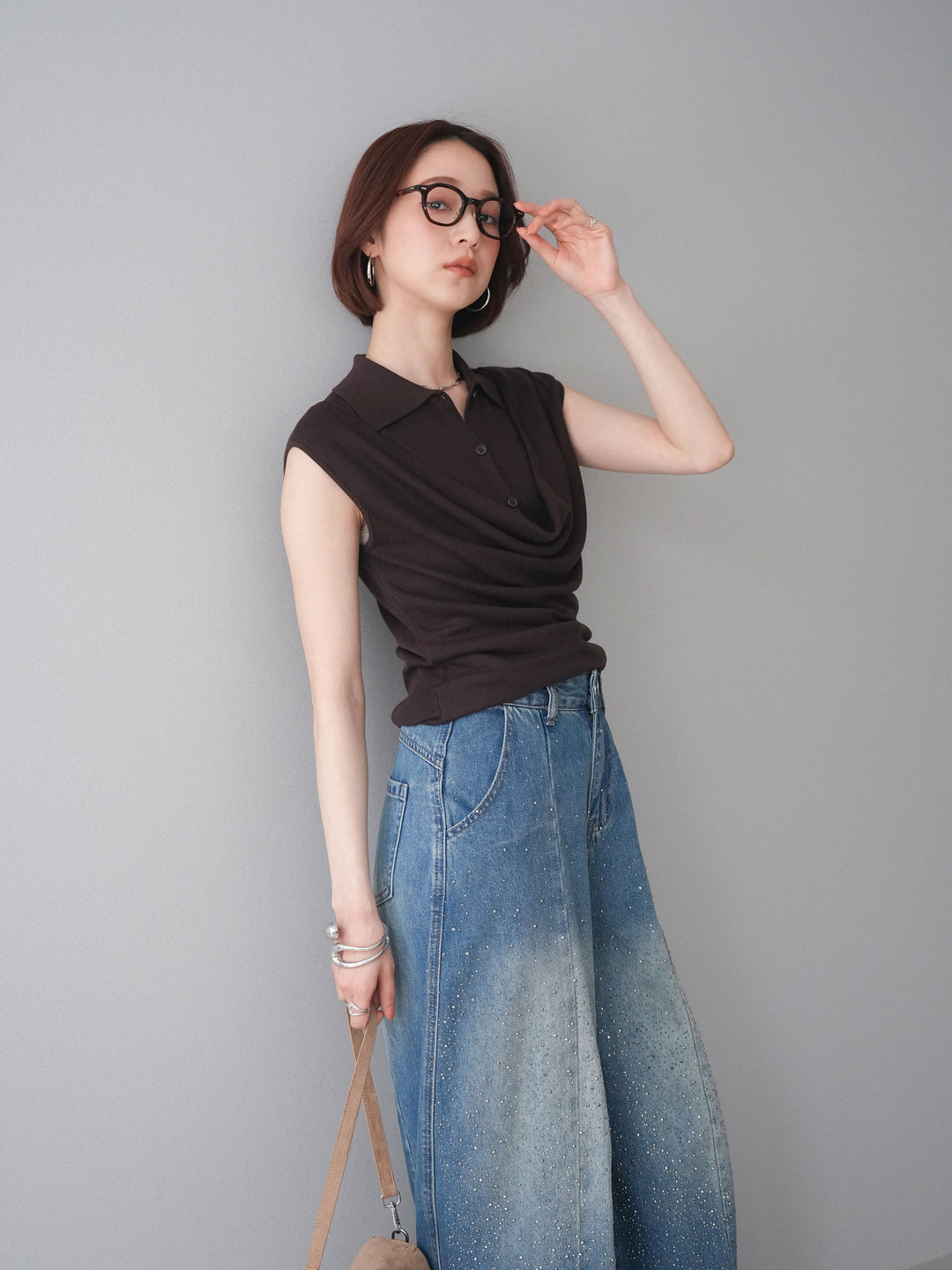 [SET]ノースリーブドレープニットトップス+フロントビジューカーブデニムパンツ(2set)