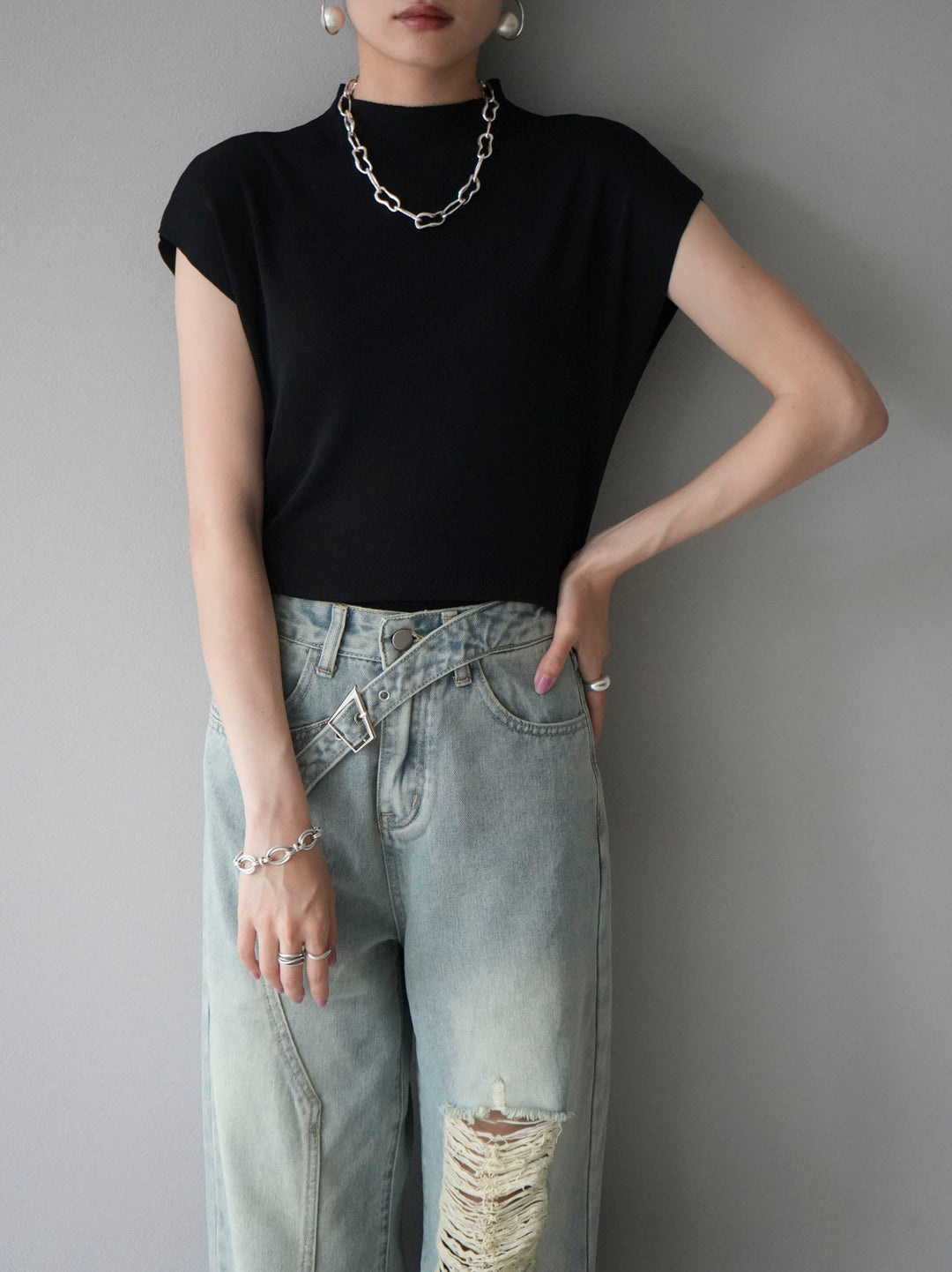 [Pre-order] Petite Neck Side Shirring Summer Knit Top/Black