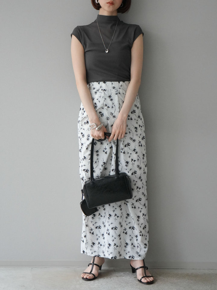 [予約]フラワーモチーフタックIラインスカート/ホワイト