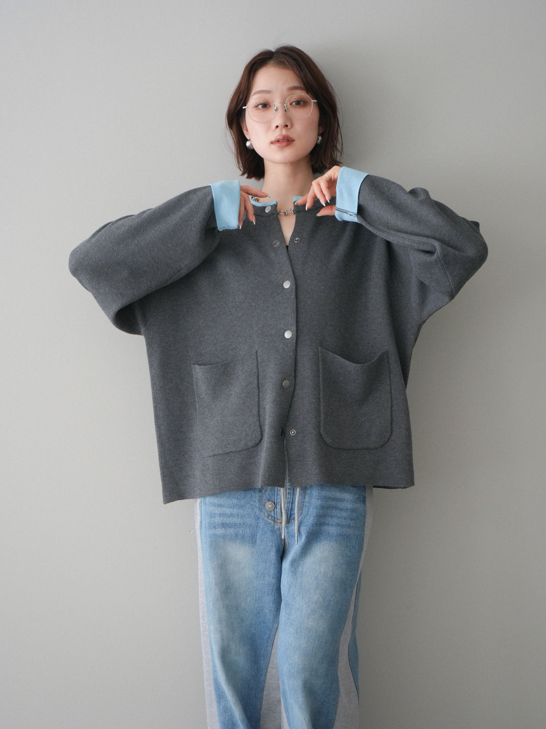 [SET]バイカラーオーバーニットカーディガン+デニム切替スウェットパンツ(2set)