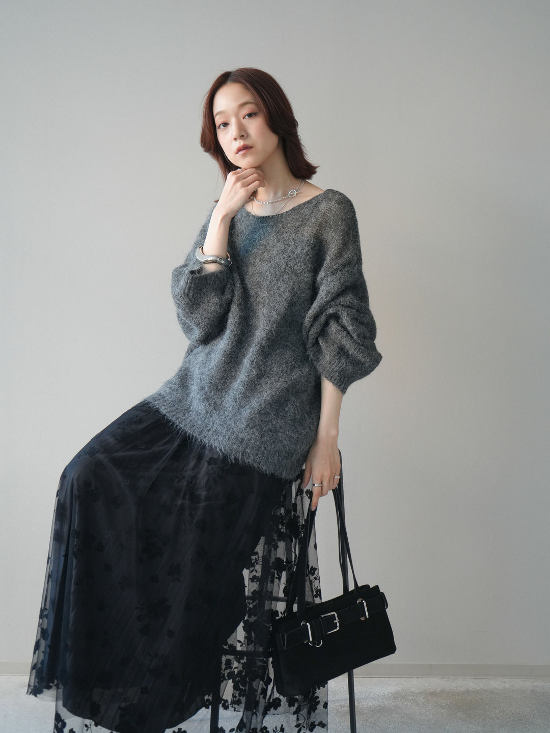 [SET]透かしデザインニットプルオーバー+フラワーフロッキーチュールプリーツスカート(2set)