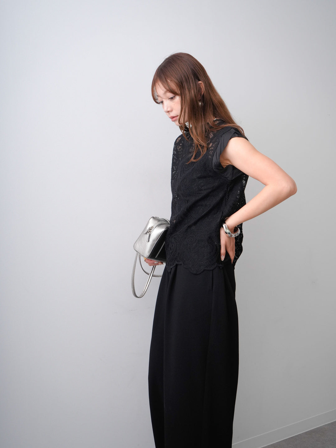 [SET]スカラップヘムレーストップス+リラックスドレープスウェットパンツ(2set)