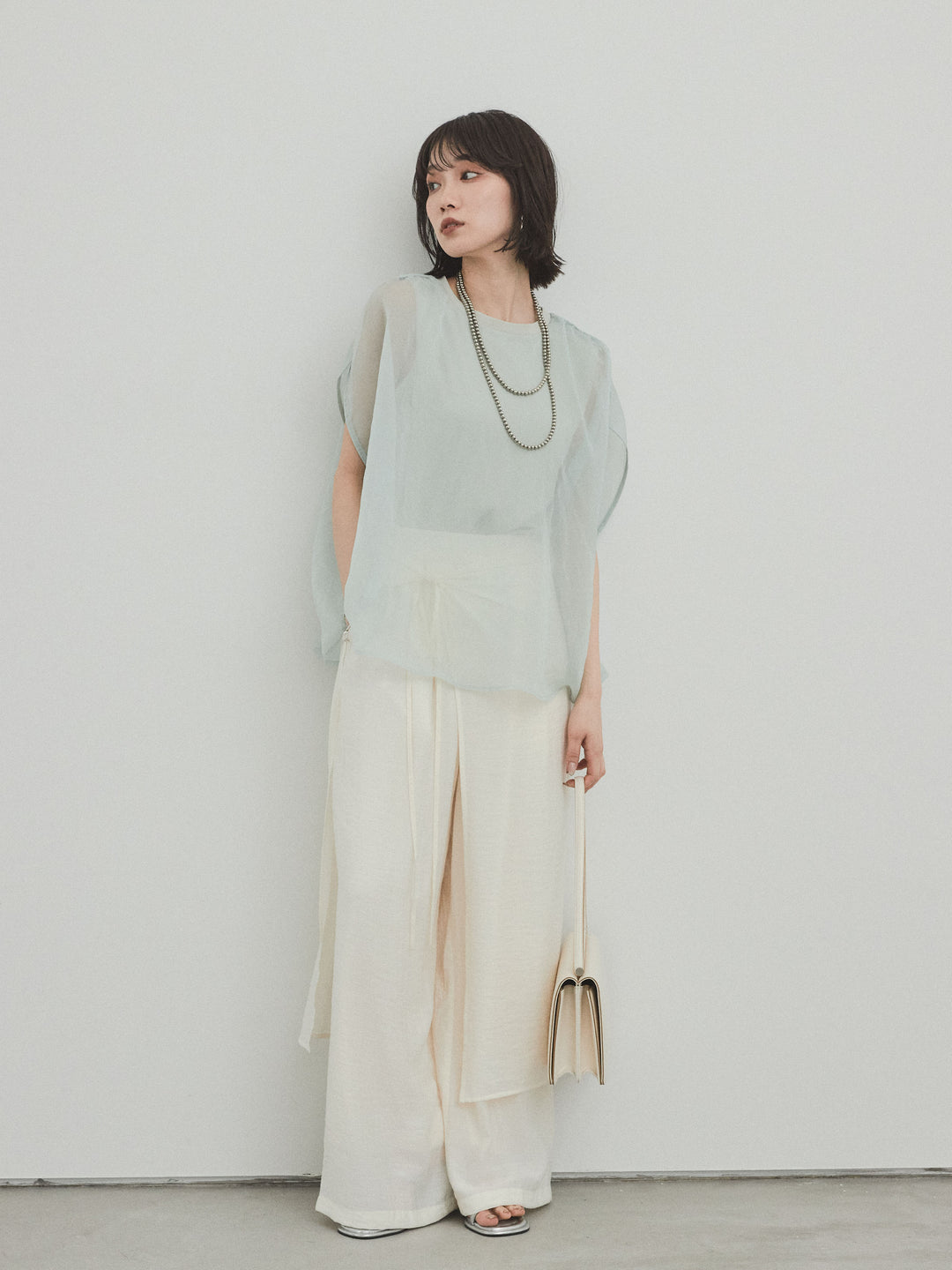 [SET]コンパクトスムースシアーレイヤードトップス+ワッシャーサテンレイヤードスカートパンツ(2set)