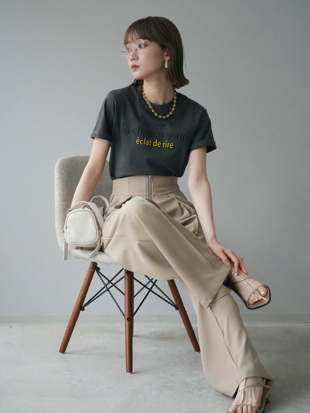 [予約]ラウンドZIPサイドポケットハンドバック/オフ