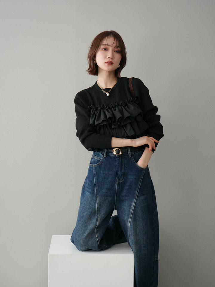 [予約]フリルビスチェドッキングスポンジニットプルオーバー/black