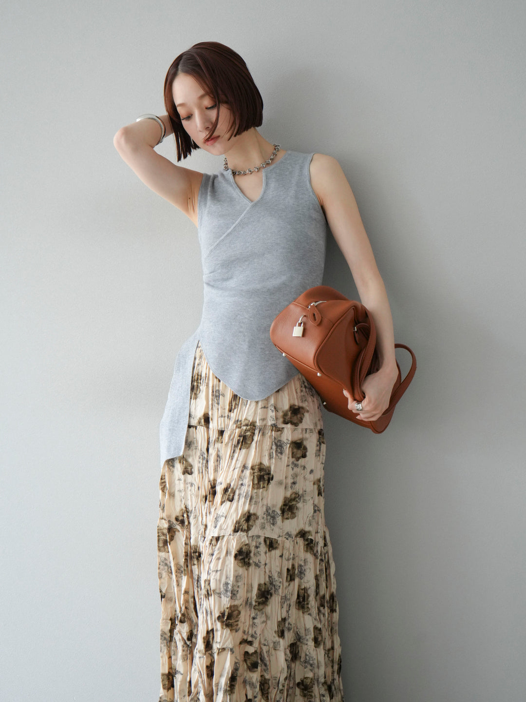 [SET]カシュクールノースリーブニットトップス+フラワーワッシャーロングスカート(2set)