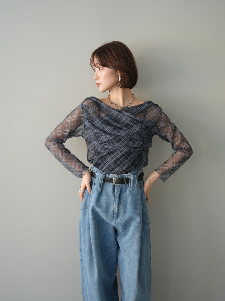 [予約]チュールバイアスチェックプリントタックネックトップス/navy