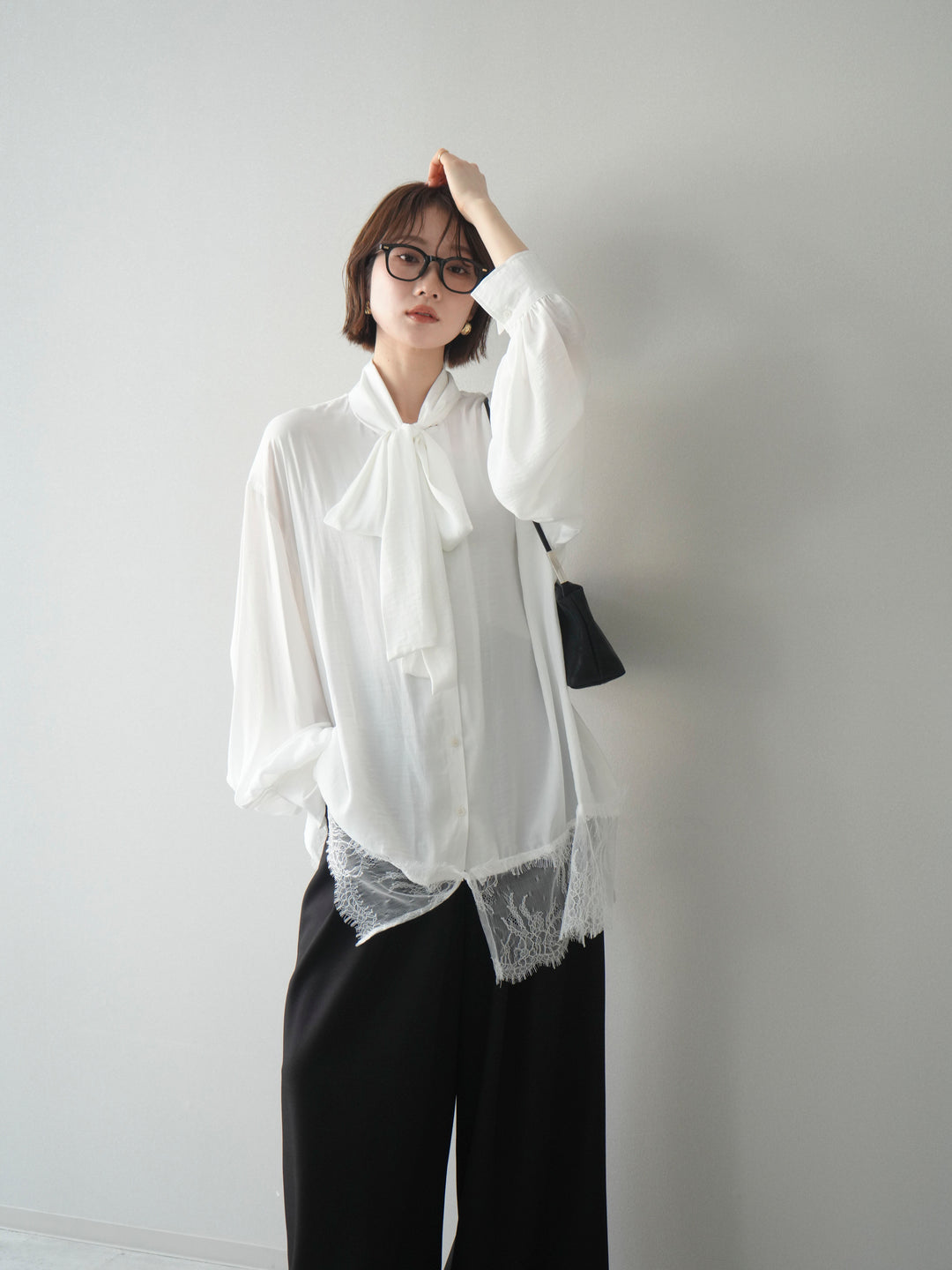 [予約]レースヘムボウタイブラウス/white