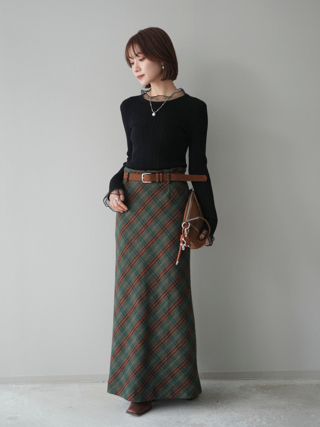 [SET]チュールドッキングリブニットトップス+ベルト付チェック柄ナロースカート(2set)