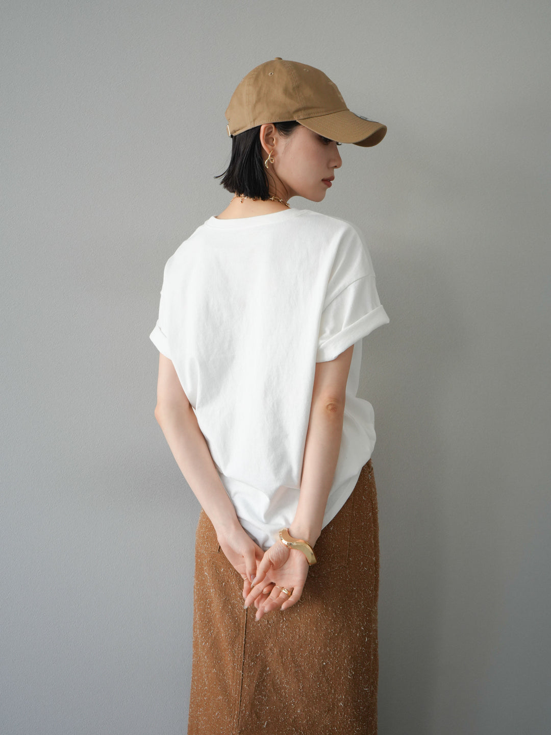 [預購] 霓虹logo印花T卹/米黃色