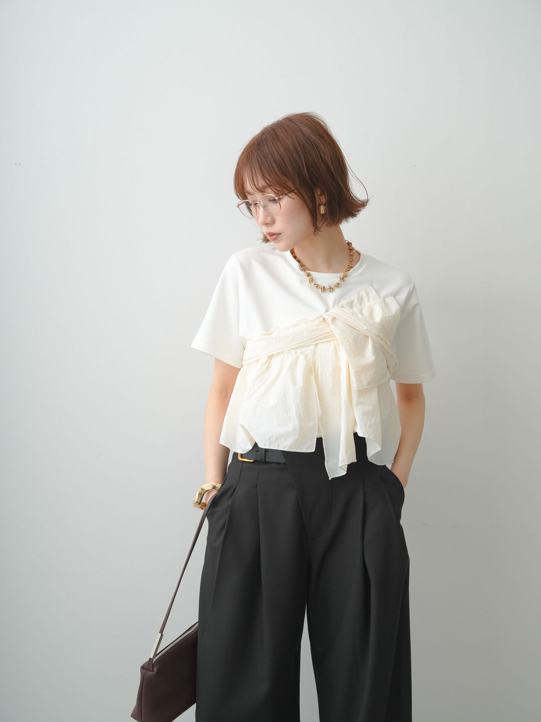 [SET]ナイロンドッキングツイストTEE +アシンメトリーベルトタックワイドパンツ(2set)