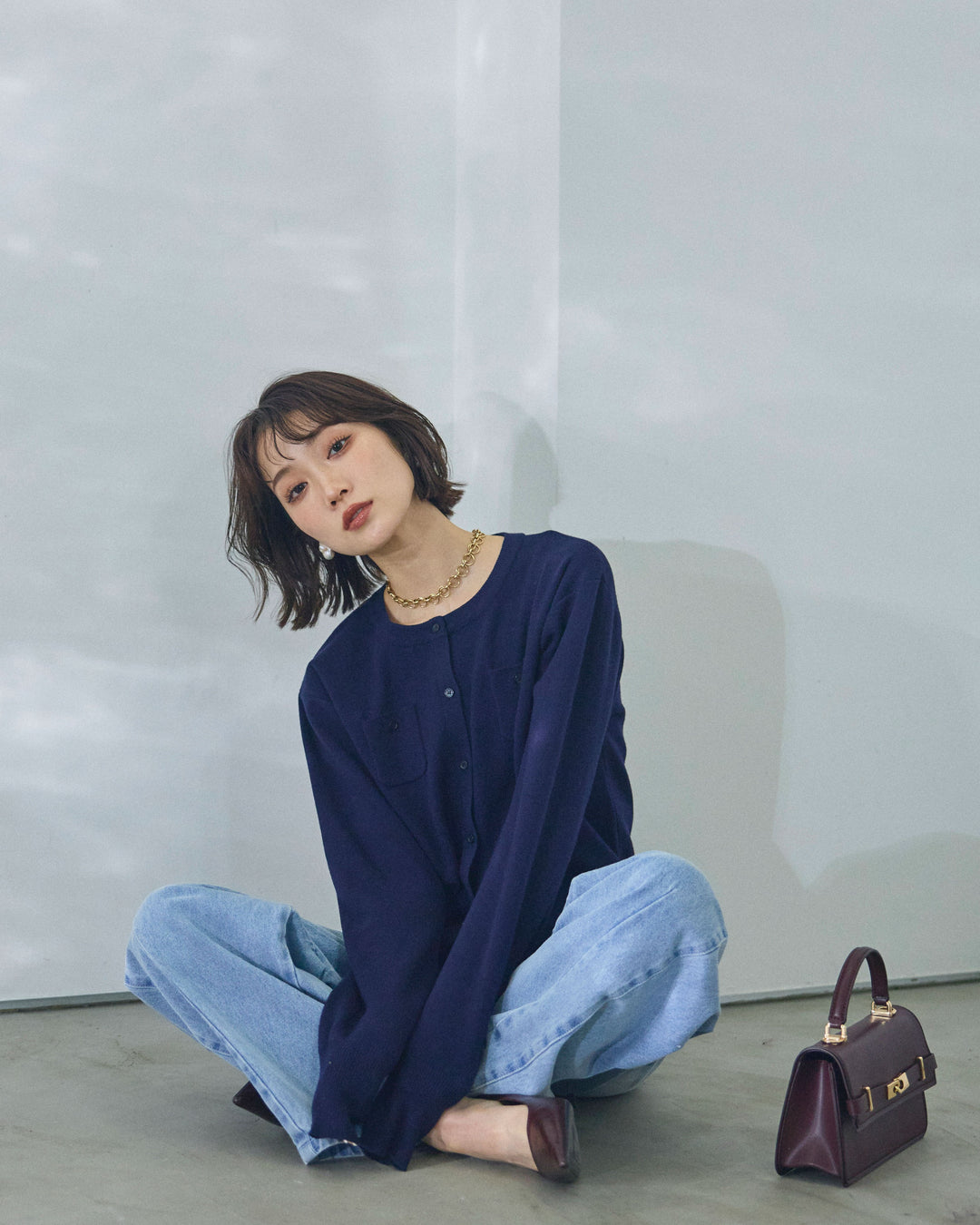 【Allure】[SET]ミニポケットニットカーディガン+アシメカーブデニムパンツ(2set)