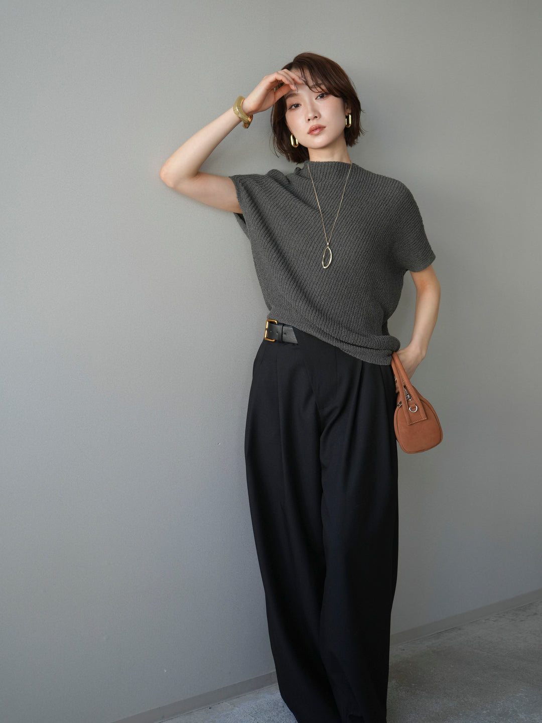 [SET]アシンメトリーローゲージニットトップス+アシンメトリーベルトタックワイドパンツ(2set)