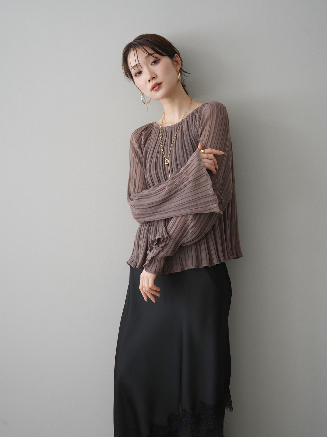 [SET]プリーツシアーフレアスリーブニットトップス+プリーツシアーフレアスリーブニットトップス(2set)