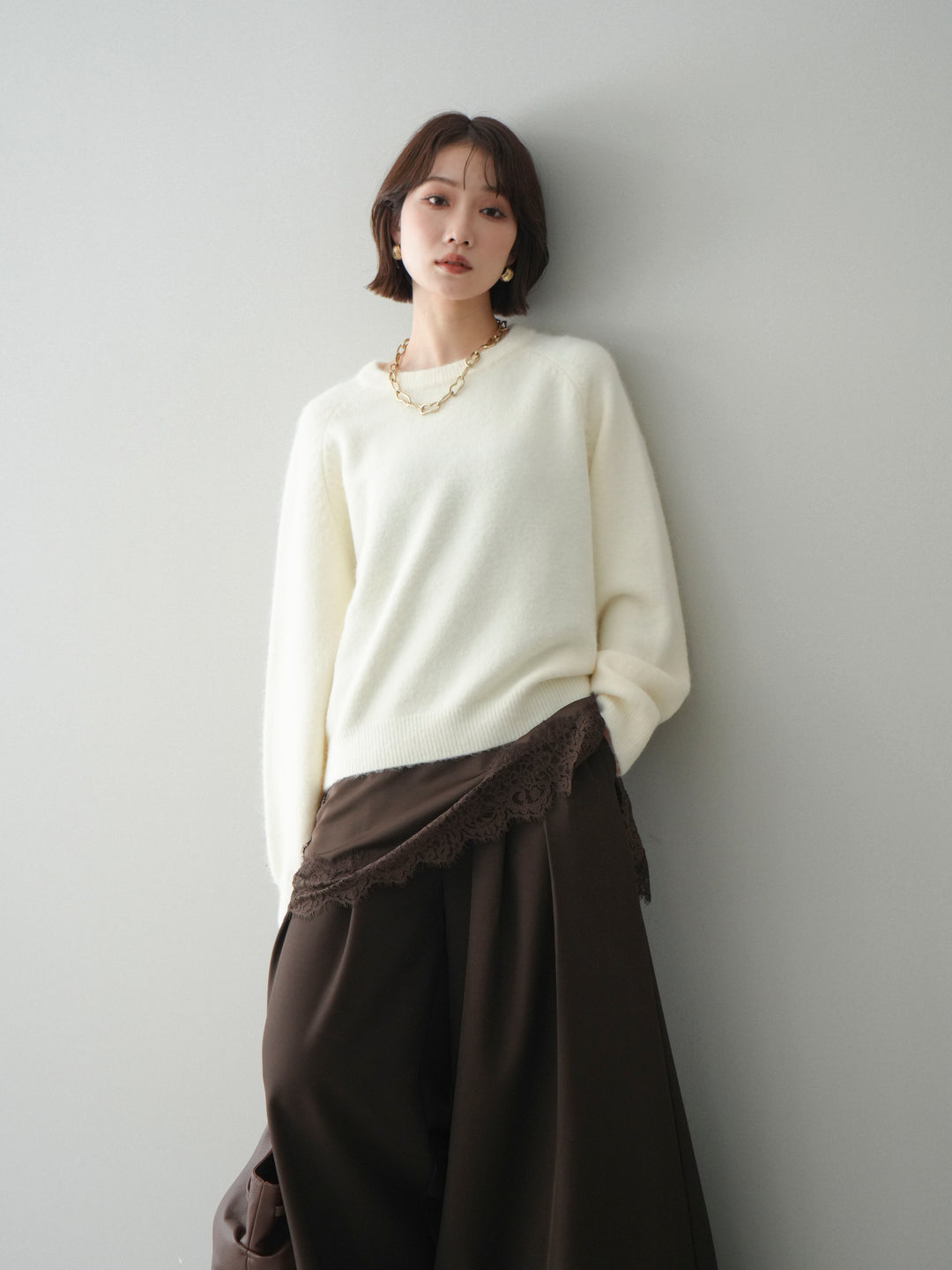 [予約]クルーネックモチモチニットプルオーバー/white