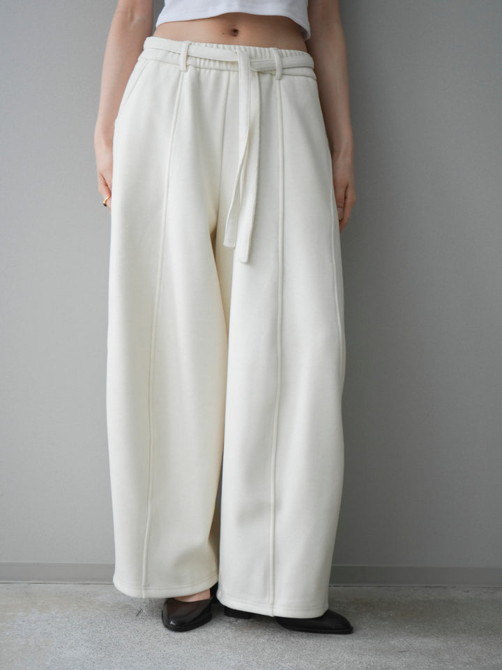 [予約]ウエストベルトカーブラインスエットパンツ/offwhite