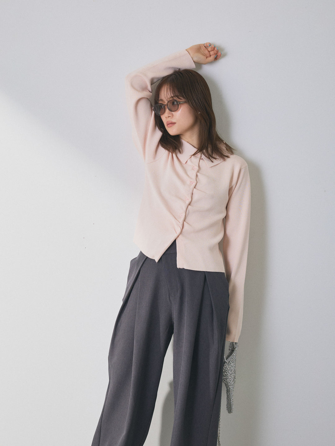 【Allure】[SET]襟付きギャザーニットカーディガン+アシンメトリーウエストタックパンツ(2set)