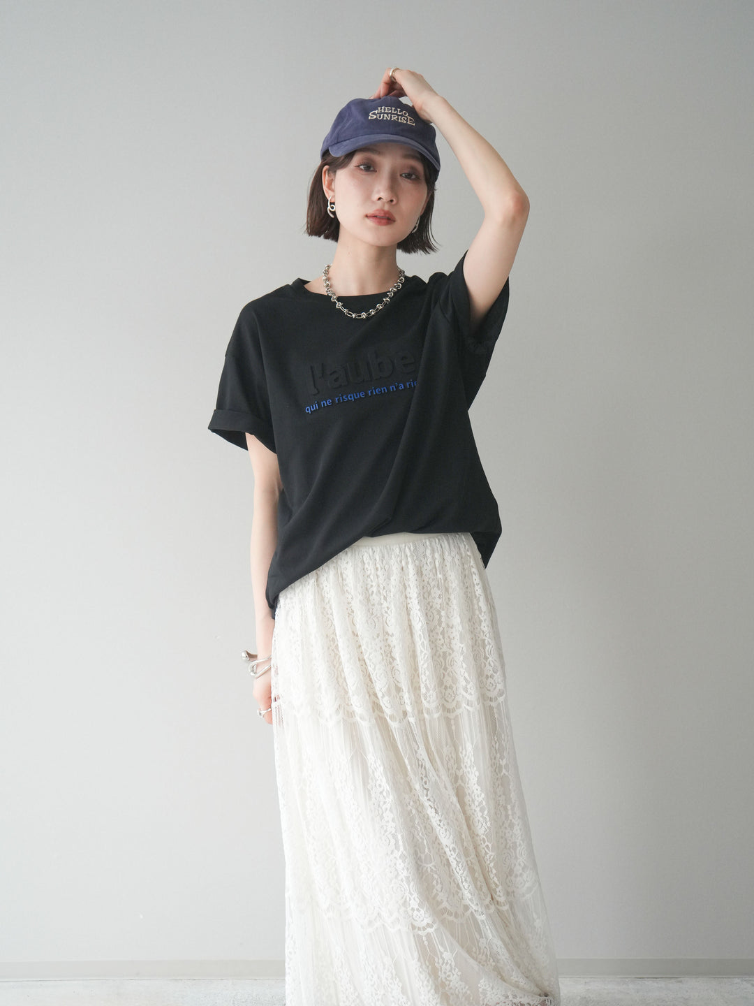 [SET]エンボスロゴTEE+裏プリーツ総レースロングスカート(2set)